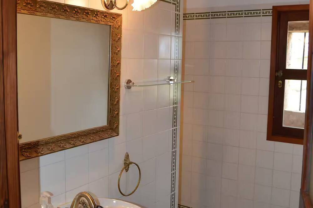 Gîte for 8 people - Swimming pool and garden - cyclotourism, family groups in S'Aranjassa, Palma de Majorque