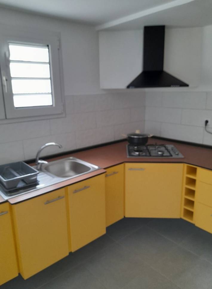 Gîte pour 4 personnes, avec terrasse et jardin dans Fort-de-France - 3