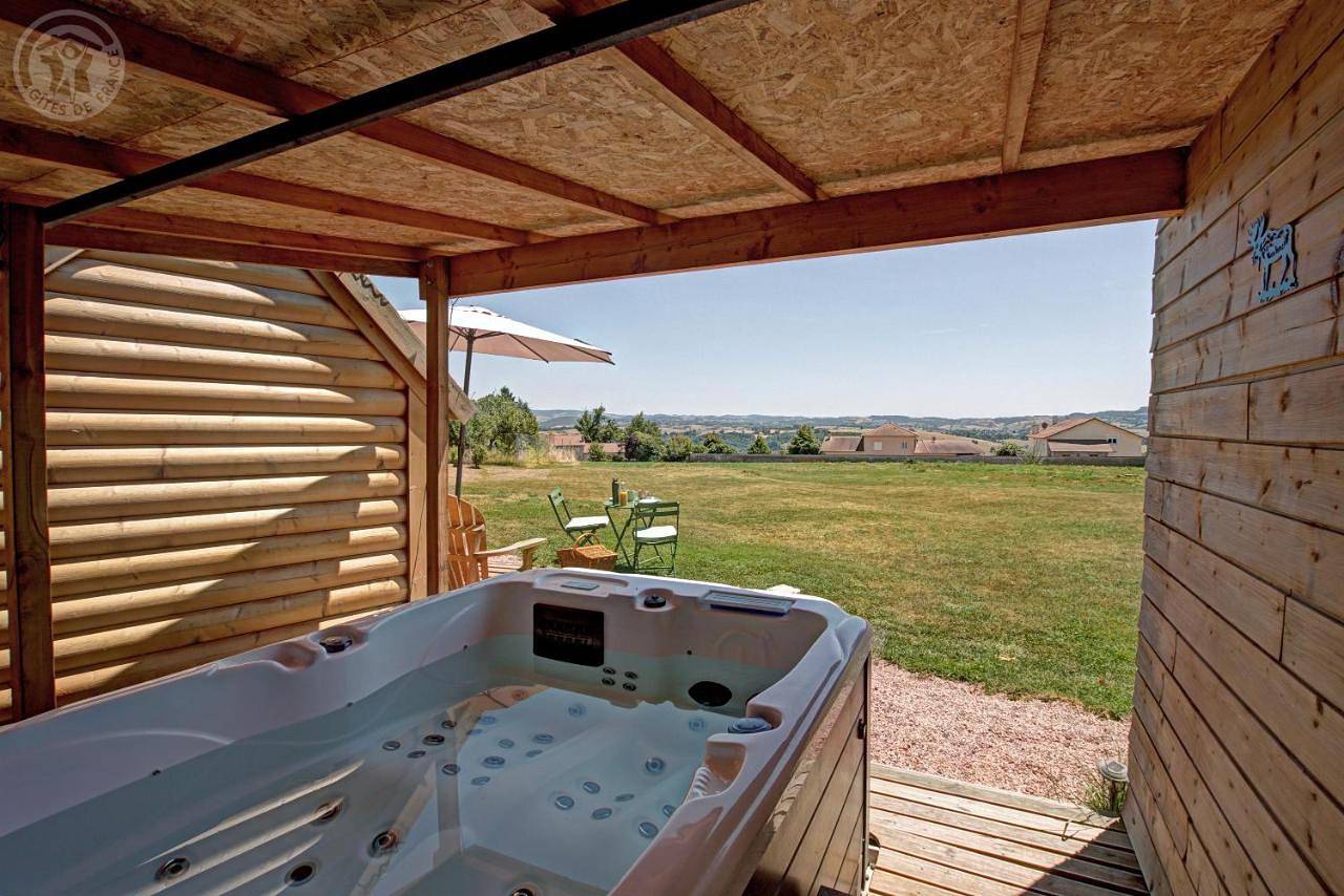 Les Cabanes du Grand Nord in Pradines (Loire), Région de Roanne