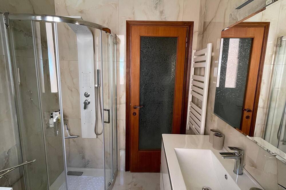 Apartamento entero, Da Vinci Residence - Between the Racetrack and the Historic Center in Imola, Provincia de Bologna