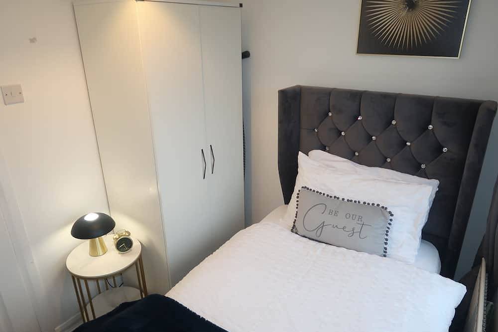 Cozy 3-bedroom home in Milton Keynes with free parking and Wifi in Milton Keynes, Südostengland