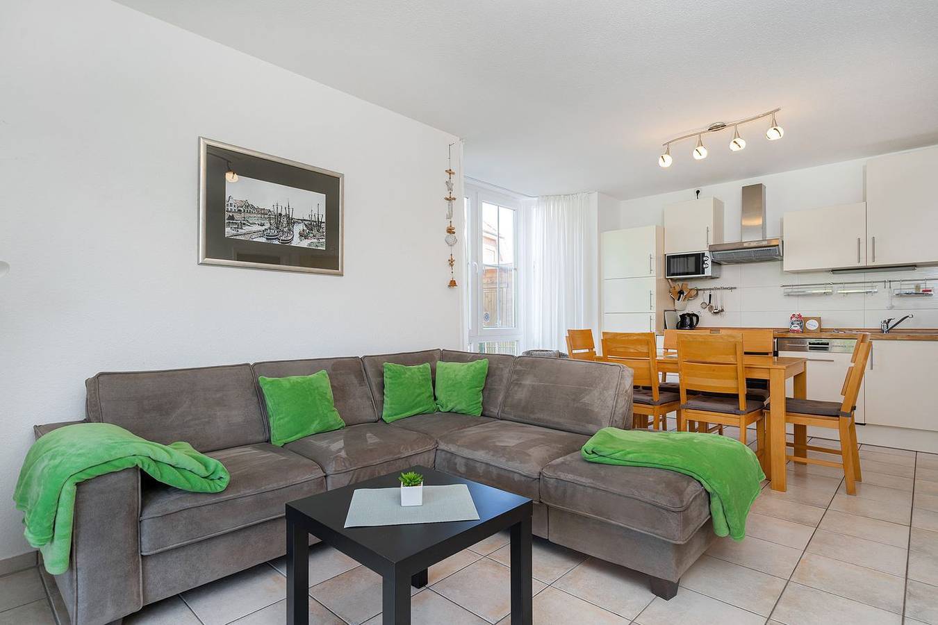Ganze Wohnung, Ferienwohnung direkt am Wasser in Greetsiel, Krummhörn