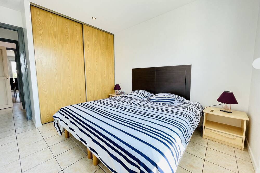 Entire apartment, Appartement Jacques Prévert in La Vôge-les-Bains, Épinal region