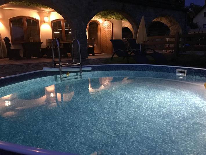 Chambre d’hôte pour 4 personnes, avec sauna et piscine ainsi que jardin et jacuzzi dans Silésie - 2