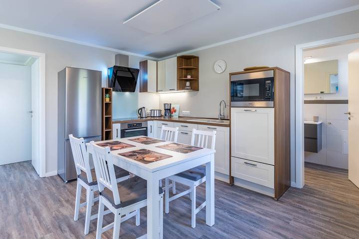 Bungalow für 4 Personen, mit Terrasse und Garten in Boltenhagen - 3