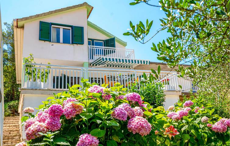 Ferienhaus für 6 Personen, mit Terrasse - 1