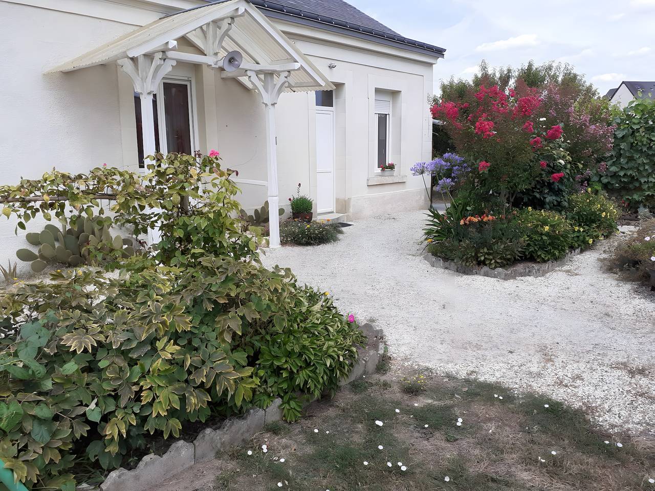 Maison de Vacances 'La Bonnetière' avec Terrasse Privée, Jardin Commun et Wi-Fi in Joué-lès-Tours, Région de Tours