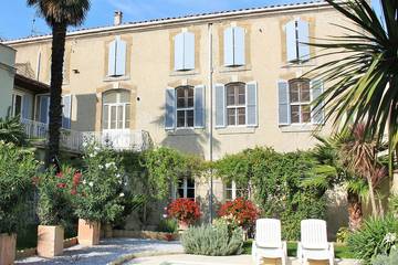 Gîte pour 9 personnes, avec jardin et jacuzzi dans Bram