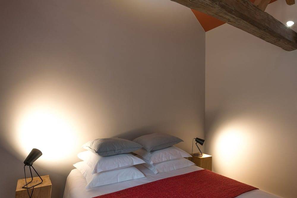 Gîte de la Fée haut standing pour 10 personnes in Beaune, Région de Beaune