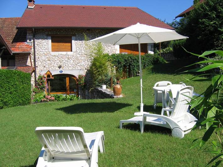 Gîte pour 2 personnes, avec Terrasse et Jardin dans Anglefort