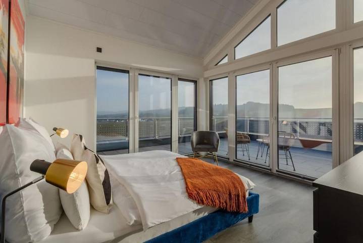 Villa für 8 Personen, mit Garten und Terrasse sowie Whirlpool, mit Haustier - 1
