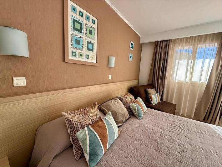 Hôtel pour 2 personnes, avec piscine et jardin à Aléria - 4