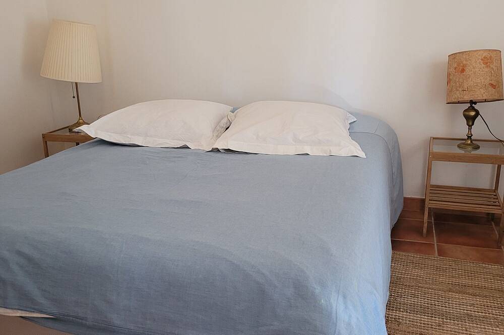 Ground floor villa with garden and pool in Cassis, Calanques National park