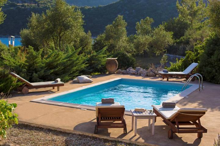Villa pour 4 personnes, avec terrasse ainsi que jardin et piscine à Ithaque - 2