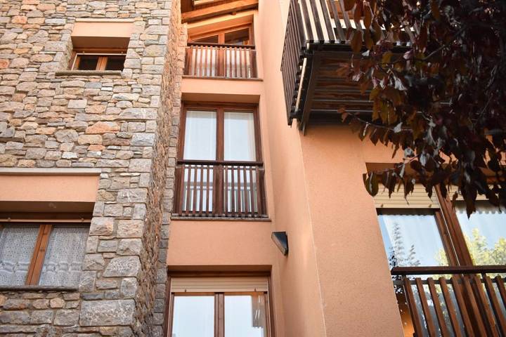Location de vacances pour 10 personnes, avec vue et jardin à Puigcerdà - 3