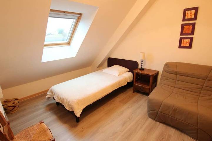 Gîte pour 3 personnes, avec Terrasse et Jardin à Les Moitiers-d'Allonne - 4