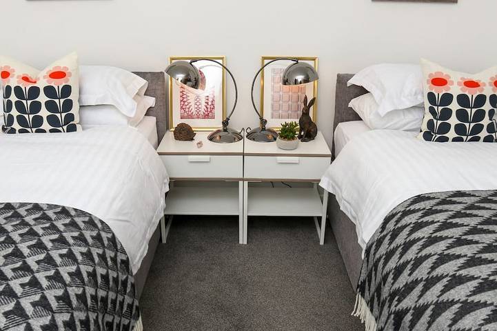 Appartement entier, Rare, spacieux appartement de 3 chambres Plus! Parking gratuit in Watford, Hertfordshire