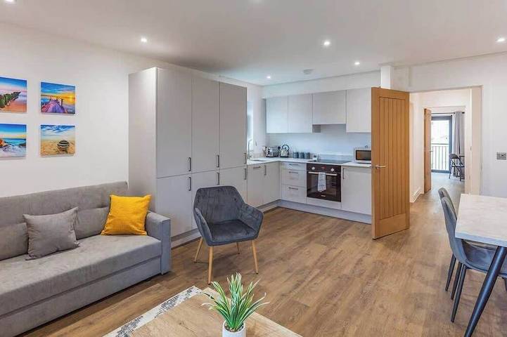 Glamping for 6 people, with balcony in Brighton