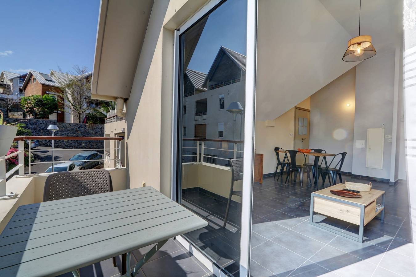 Appartement entier, Cantebazi - Balcon - Plage - Wifi in Saint-Leu, Île de la Réunion