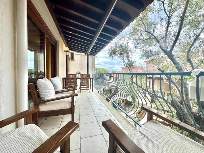 Ferienwohnung für 4 Personen, mit Balkon und Ausblick - 1