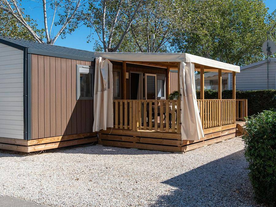 Camping Club Les Tamaris 5* - Ms Vacances - Mobilhome 4 personnes - Olbia Confort Climatisé in Le Barcarès, Côte méditerranéenne (France)