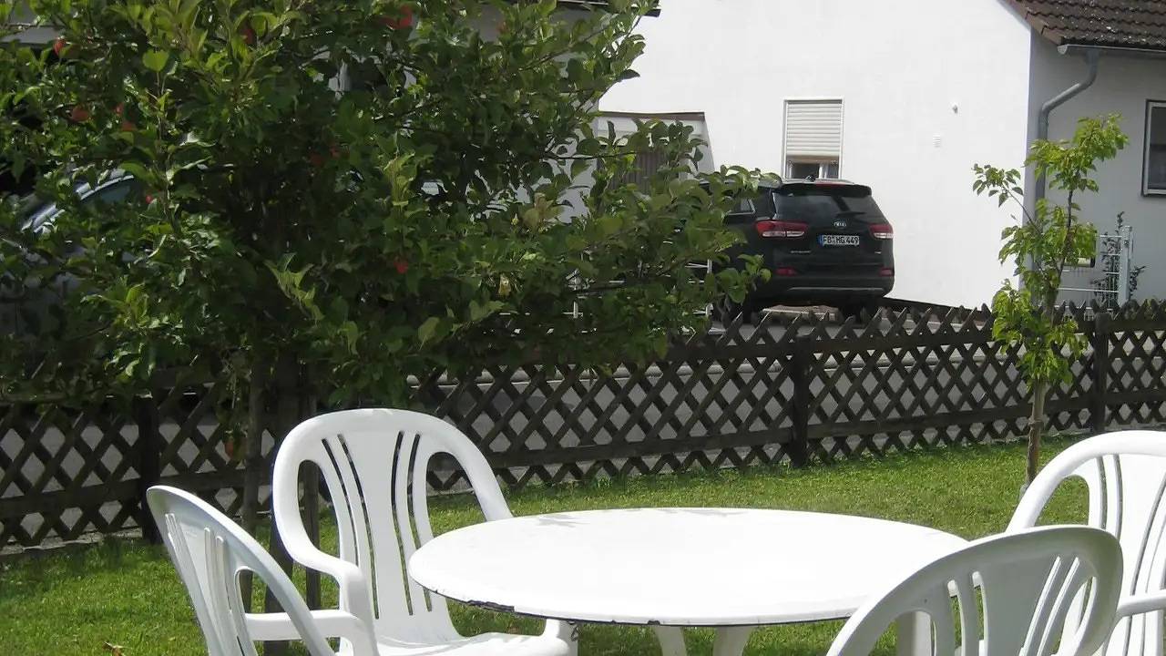 Ganze Ferienwohnung, Ferienwohnung für 3 Personen (45 m²) in Bad Vilbel in Bad Vilbel, Wetterau