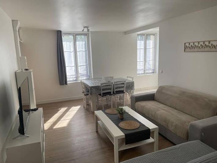 Gîte pour 8 personnes, avec terrasse à Creil - 4