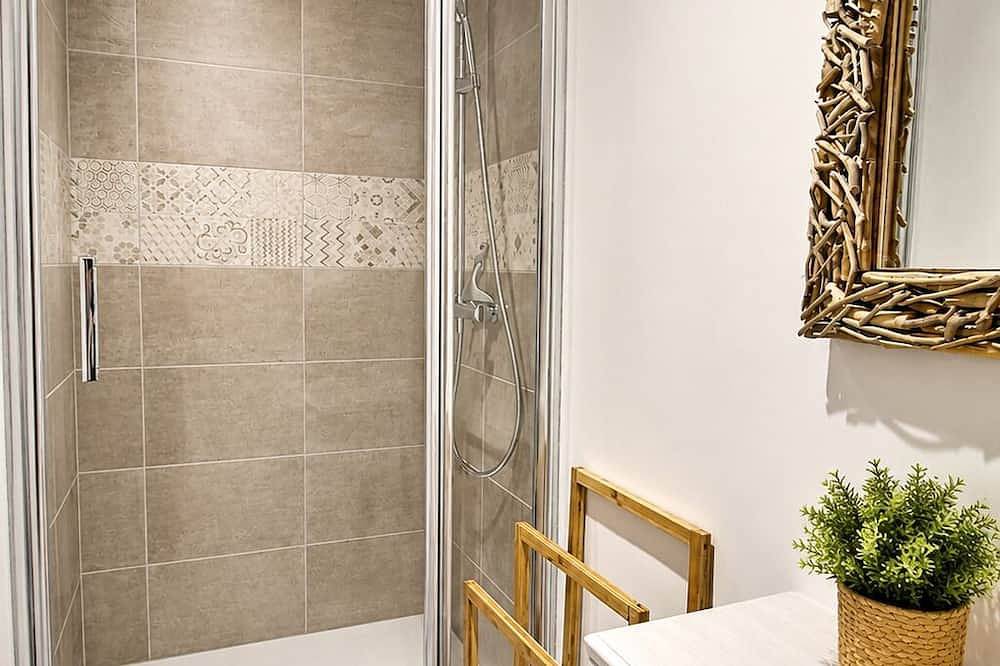 Apartamento entero, \"L'Aube - Private Spa - Quiet location in Surzur, Côte des Mégalithes