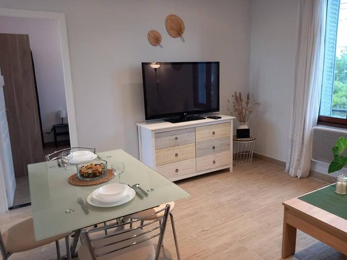 Gîte pour 4 personnes, avec jardin, animaux acceptés à Paray-Vieille-Poste - 3
