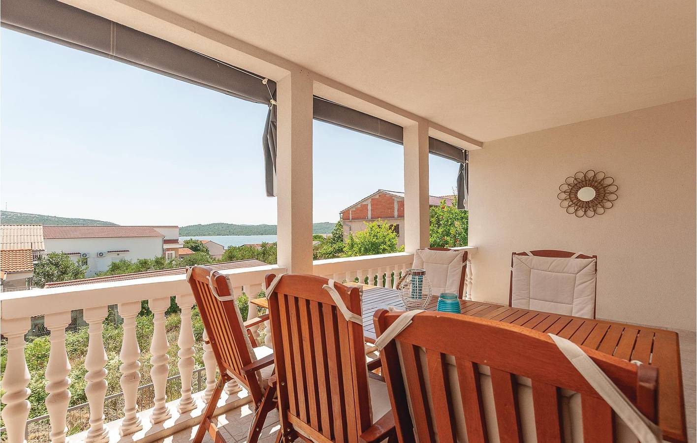 Ganze Ferienwohnung, Ferienwohnung für 4 Personen mit Terrasse in Pirovac, Šibenik-Knin