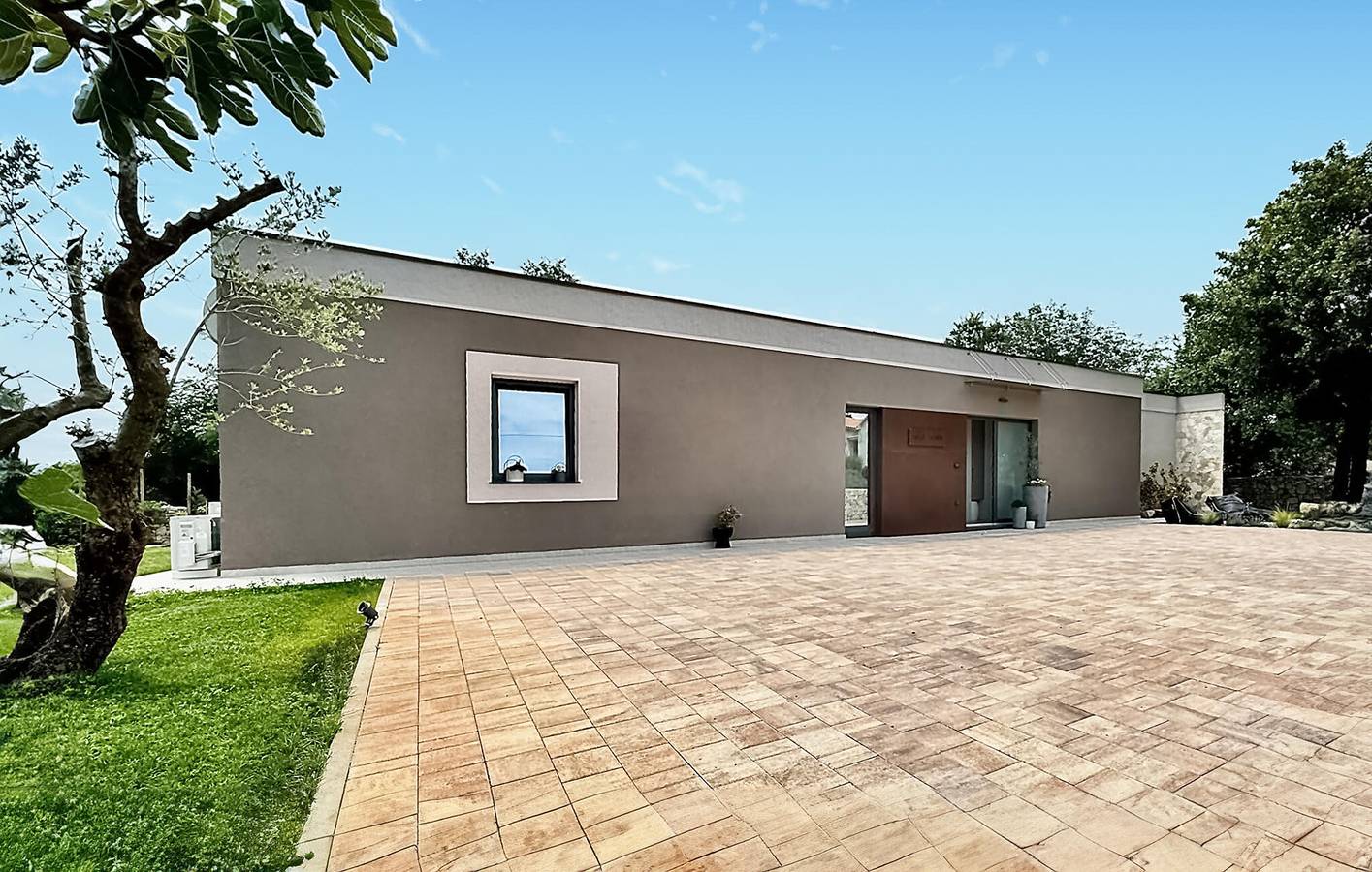 Gemütliche Ferienwohnung mit 2 Schlafzimmern und Terrasse in der Nähe der Küste und des Stadtzentrums in Presika, Ostküste Istrien