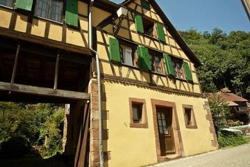 Gîte pour 4 personnes, avec jardin et terrasse à Oberbronn
