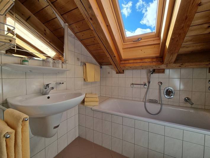 Ferienwohnung für 4 Personen, mit Balkon und Ausblick im Mittenwald - 3
