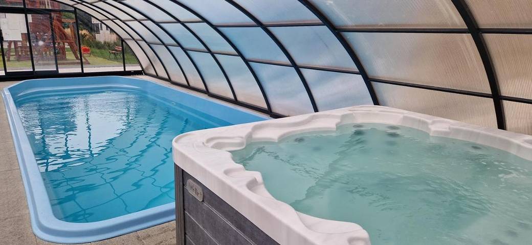 Dom dla 9 osób, z Taras i Jacuzzi oraz Basen i Sauna w Stegna Polska