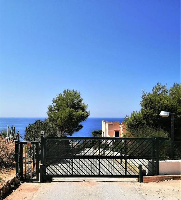 Location de vacances pour 6 personnes, avec vue ainsi que jardin et piscine dans Macari - 4