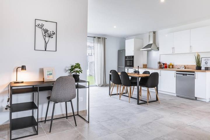 Gîte pour 6 personnes, avec jardin à Saint-Vincent-de-Tyrosse - 4