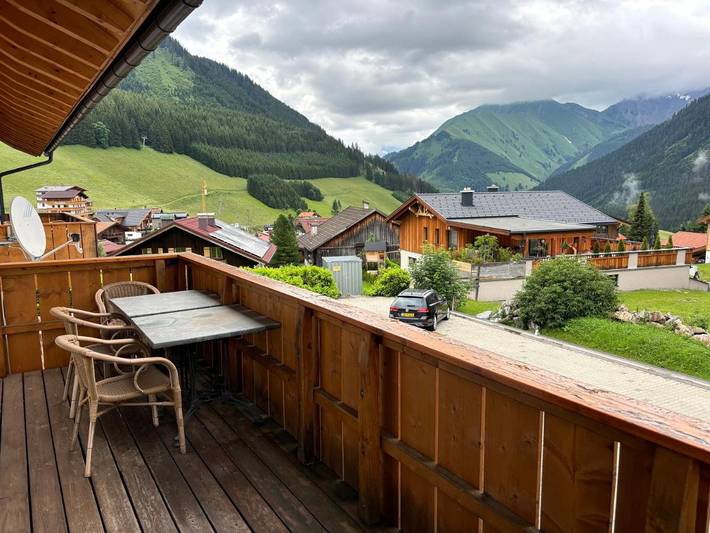 Ferienwohnung für 6 Personen, mit Garten und Ausblick in Berwang - 2