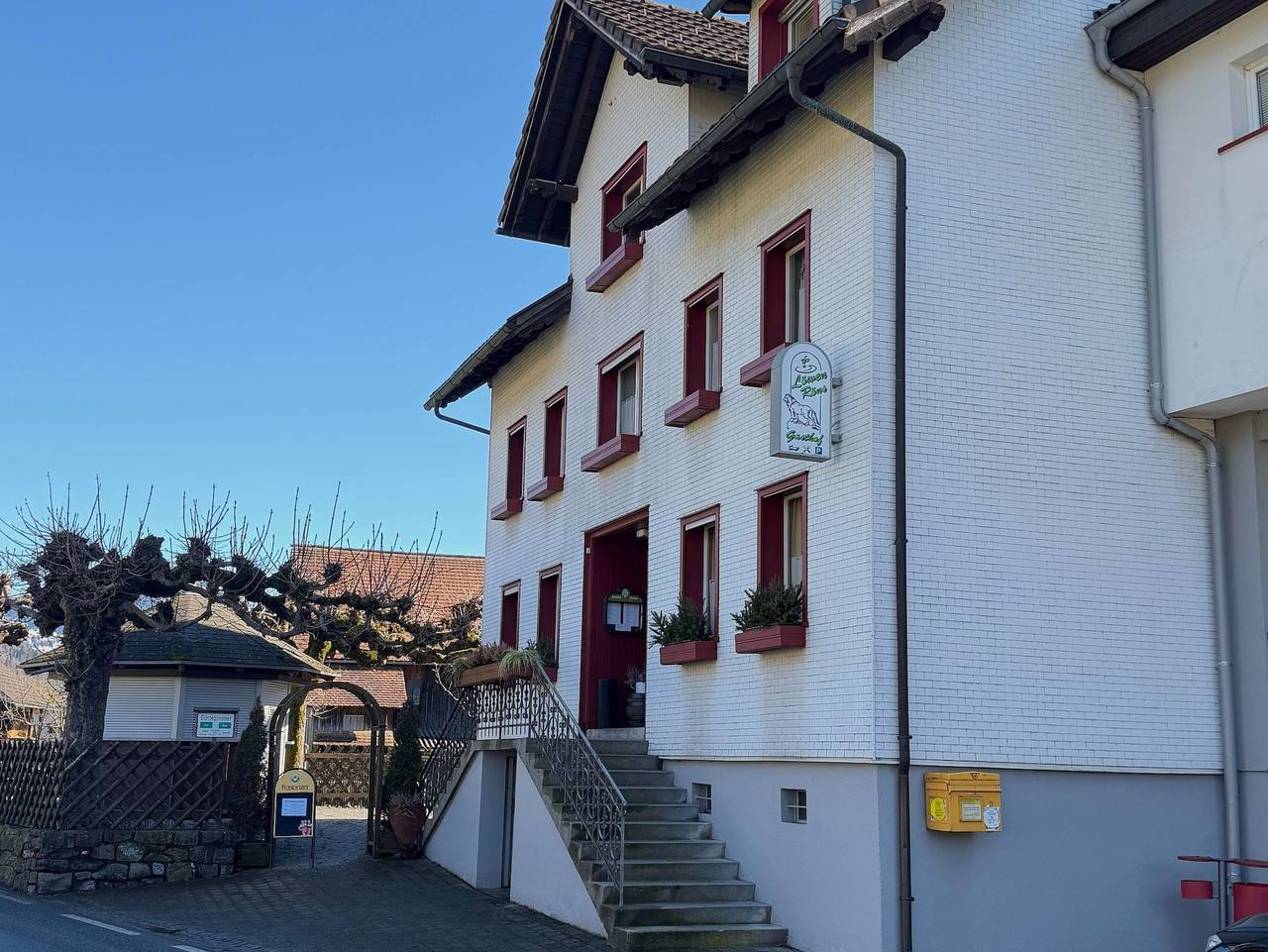 Gasthof Löwen - Gasthof Löwen - Kella Spitz 5 in Röns, Bezirk Feldkirch