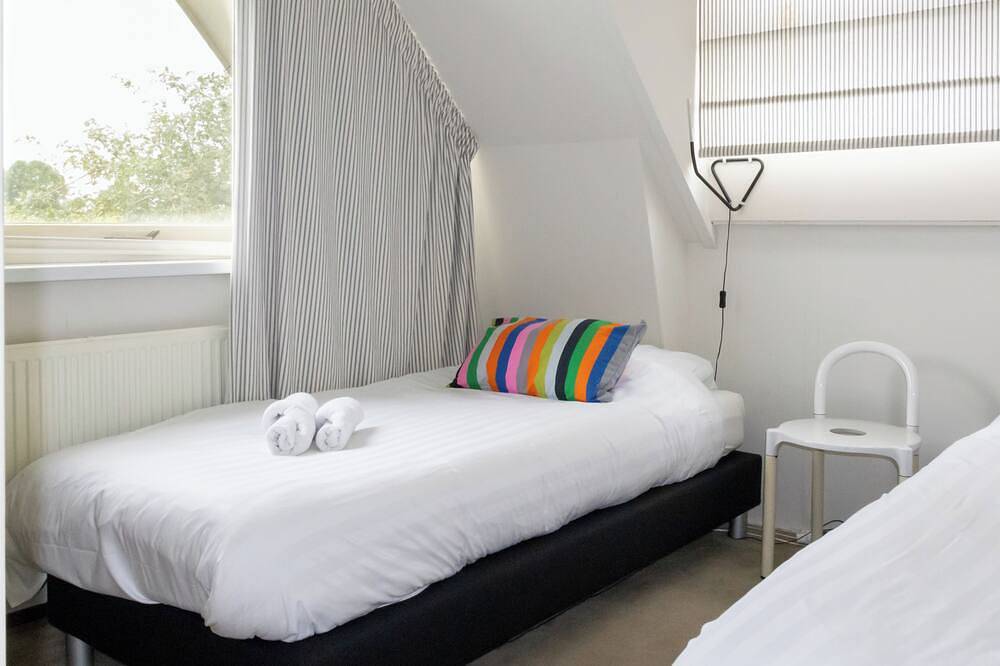 A peaceful vacation by the water in Terherne in Friesland