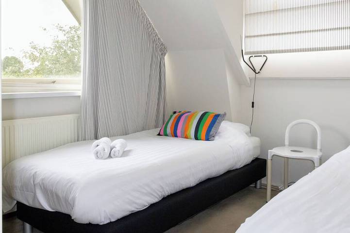 A peaceful vacation by the water in Terherne in Friesland