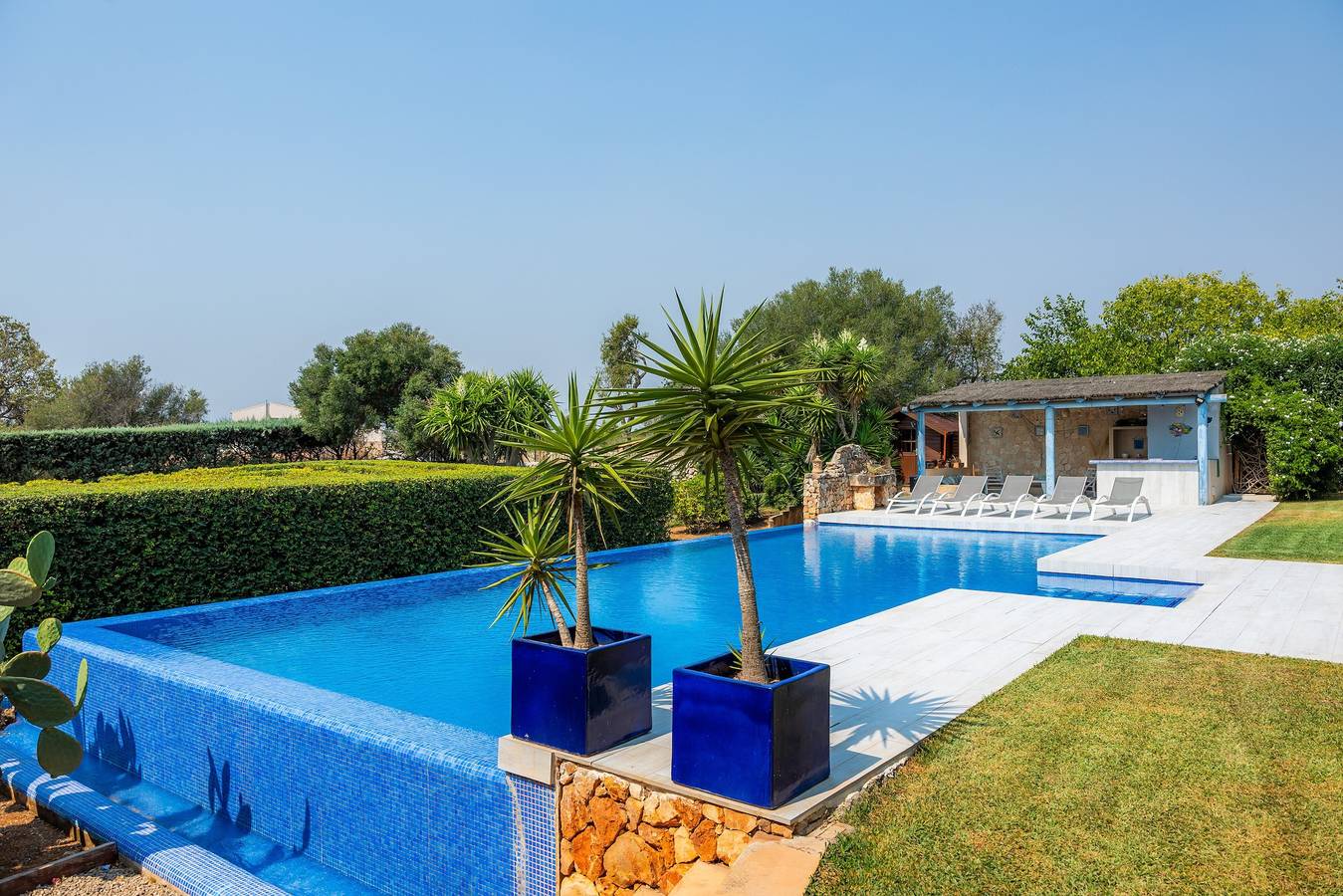 Landhaus 'Vinya Vella' mit Bergblick, Wlan und Klimaanlage in Cala d'Or, Santanyí