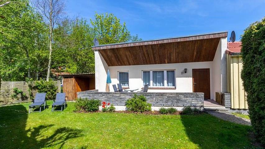 Ferienhaus für 4 Personen, mit Garten in Boltenhagen - 2