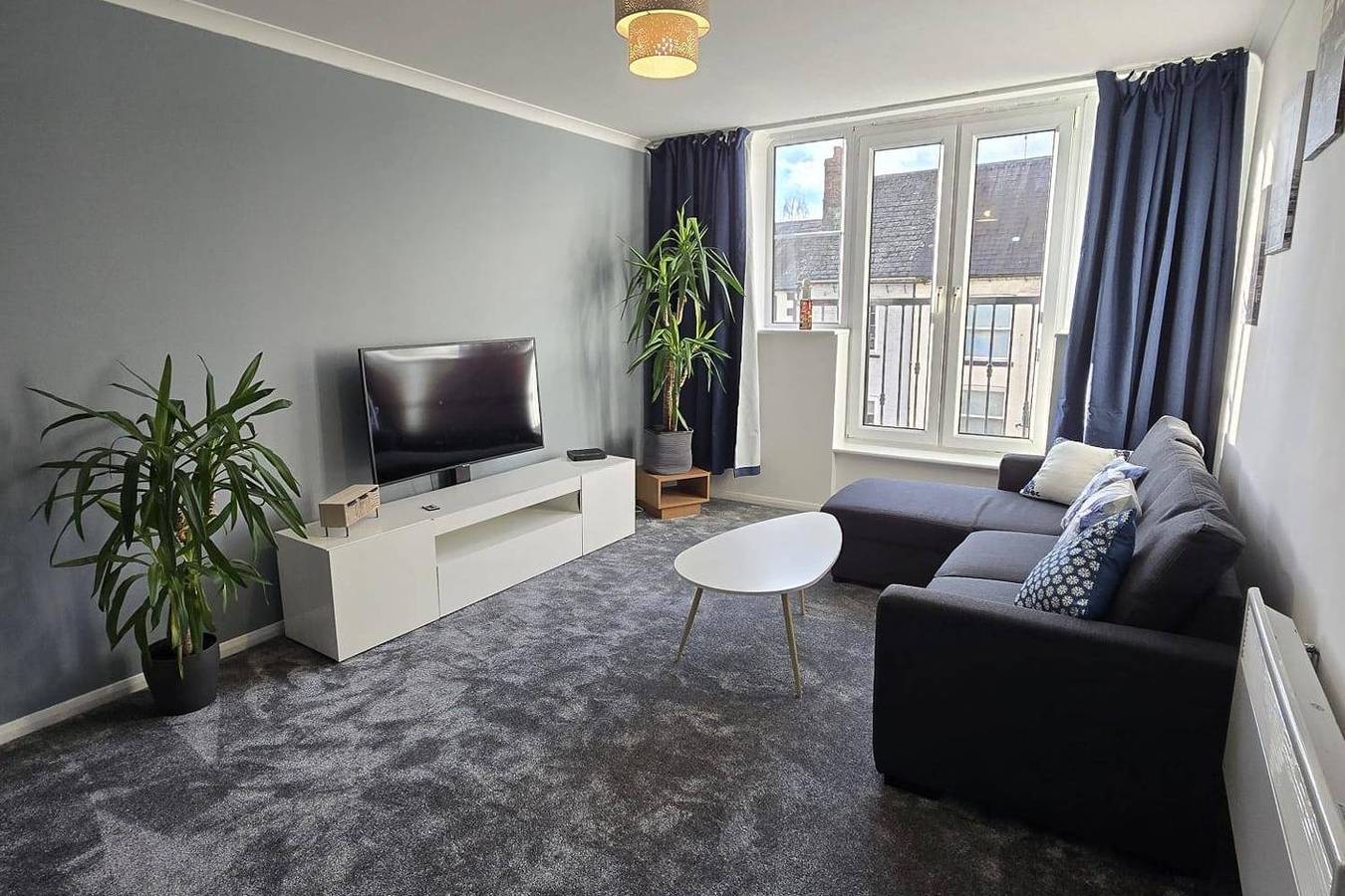 Ganze Ferienwohnung, Modern City Apartment, Sleeps 4 with Parking in Northampton, Northamptonshire