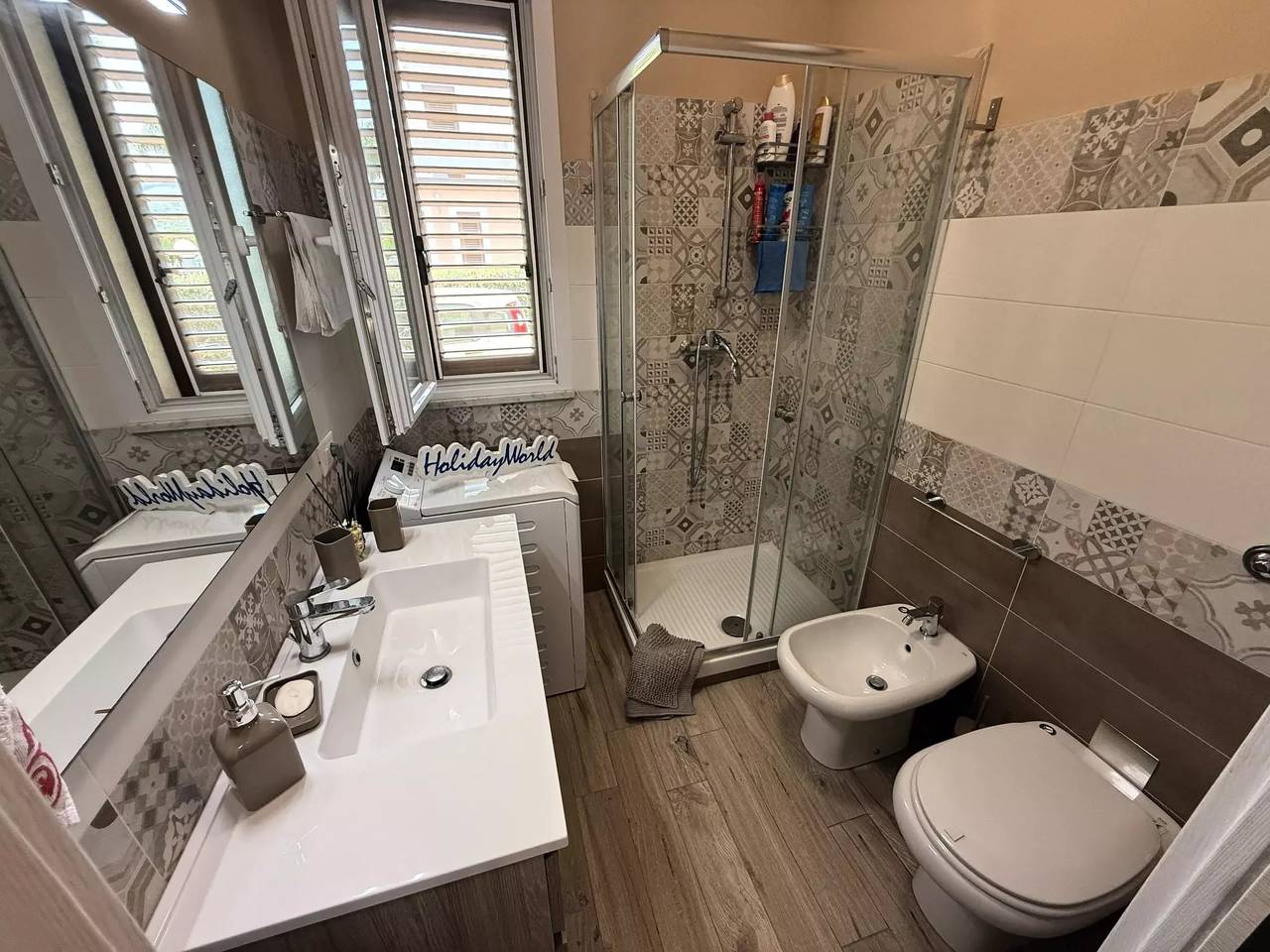 Apartamento entero, 5 estancias 6 personas in Gorgo Lungo, Provincia de Palermo