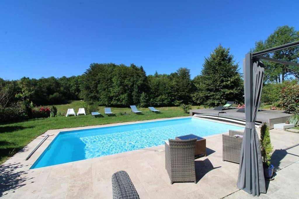 Two-Bedroom House in La Villetelle, Région d'Aubussargues