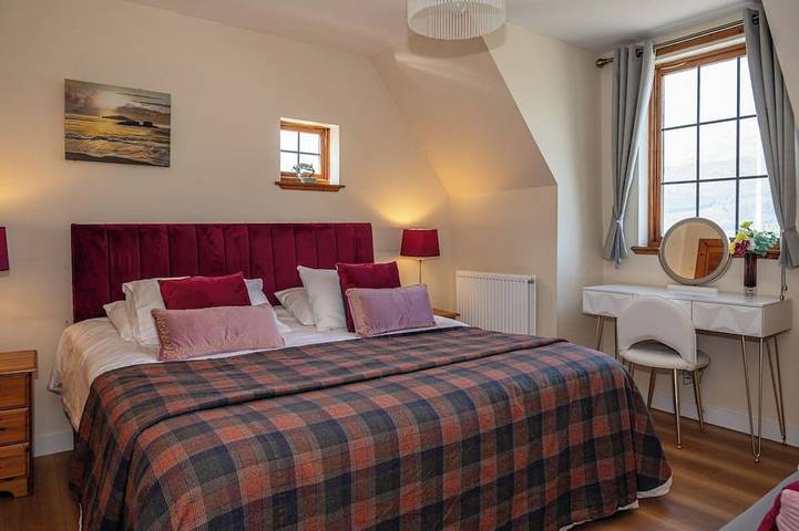 3Sz Highland Cottage mit Blick auf den See in Glencoe, Highlands