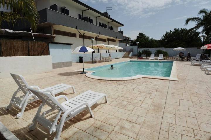 Chambre d’hôte pour 2 personnes, avec jardin ainsi que piscine et vue à Ragusa - 2
