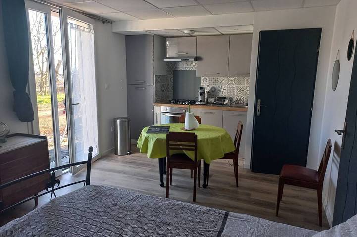 Gîte pour 2 personnes, avec jacuzzi ainsi que jardin et terrasse à Saint-Gaudens - 3