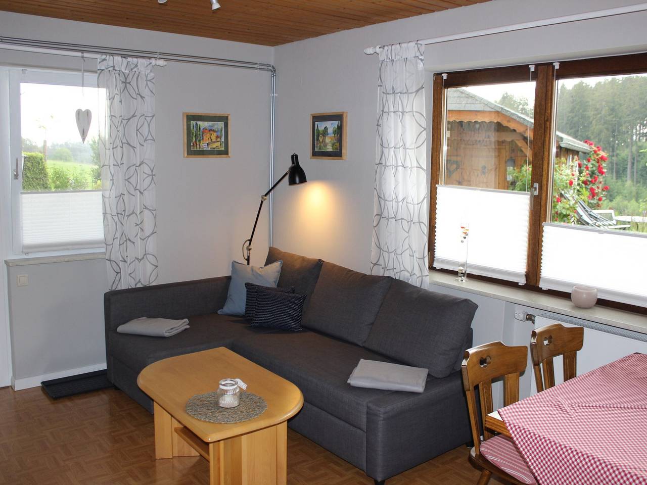 Ganze Wohnung, Ferienwohnung 'Haus Am Rötenberg' mit gemeinsamer Terrasse, gemeinsamem Garten und Wi-Fi in Grafenhausen, Südschwarzwald