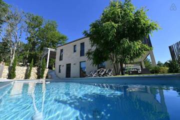 Maison d’hôte pour 6 personnes, avec jardin et piscine dans Domaine Golfique Du Grand St Emilionnais